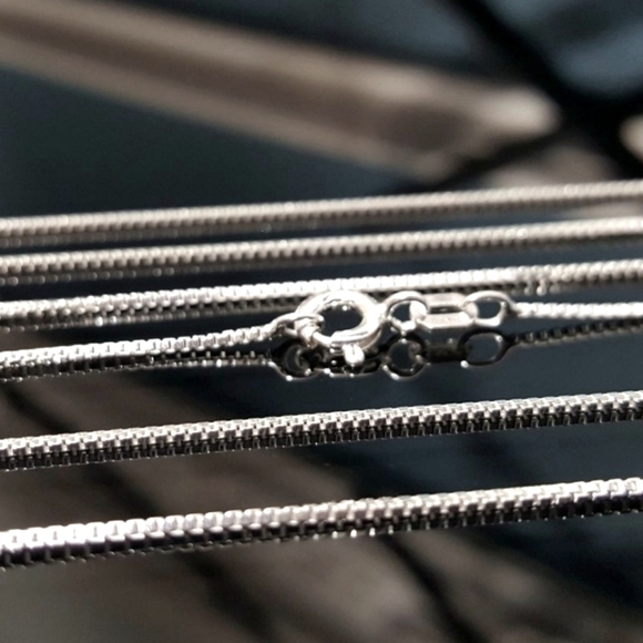 925 SS Box Chain - Picture 3 of 4